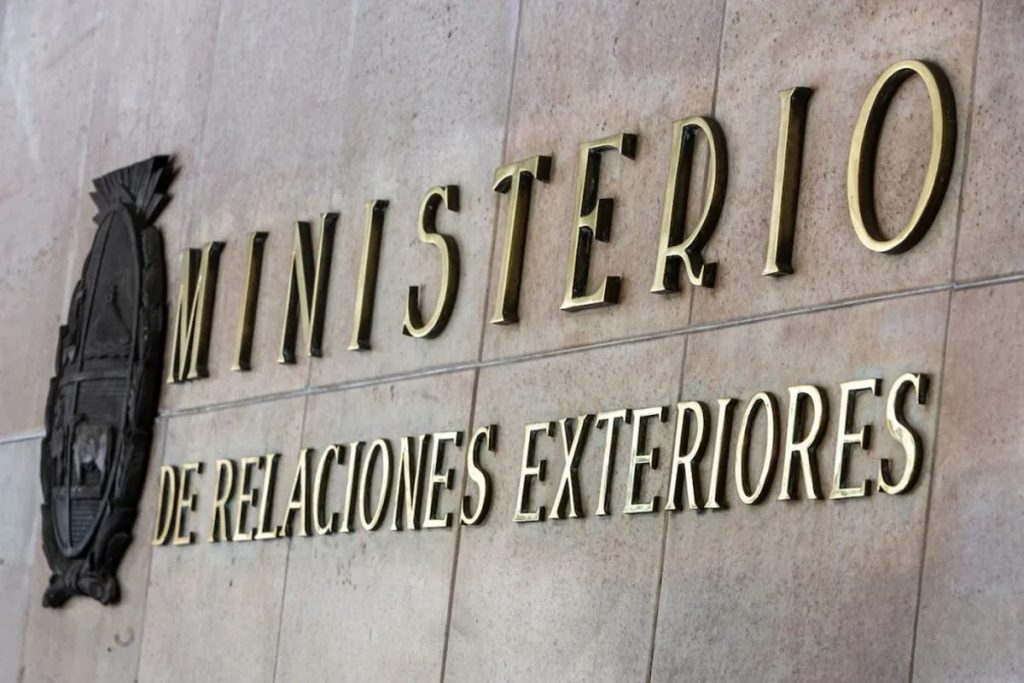 Uruguay nombra nueva embajadora en Venezuela tras renuncia de Eber da Rosa
