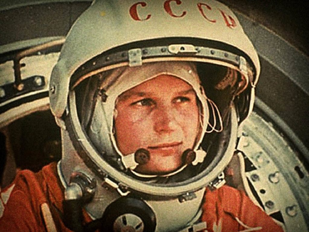 Rusia honra a Gagarin, el primer astronauta, al cumplirse 90 años de su nacimiento