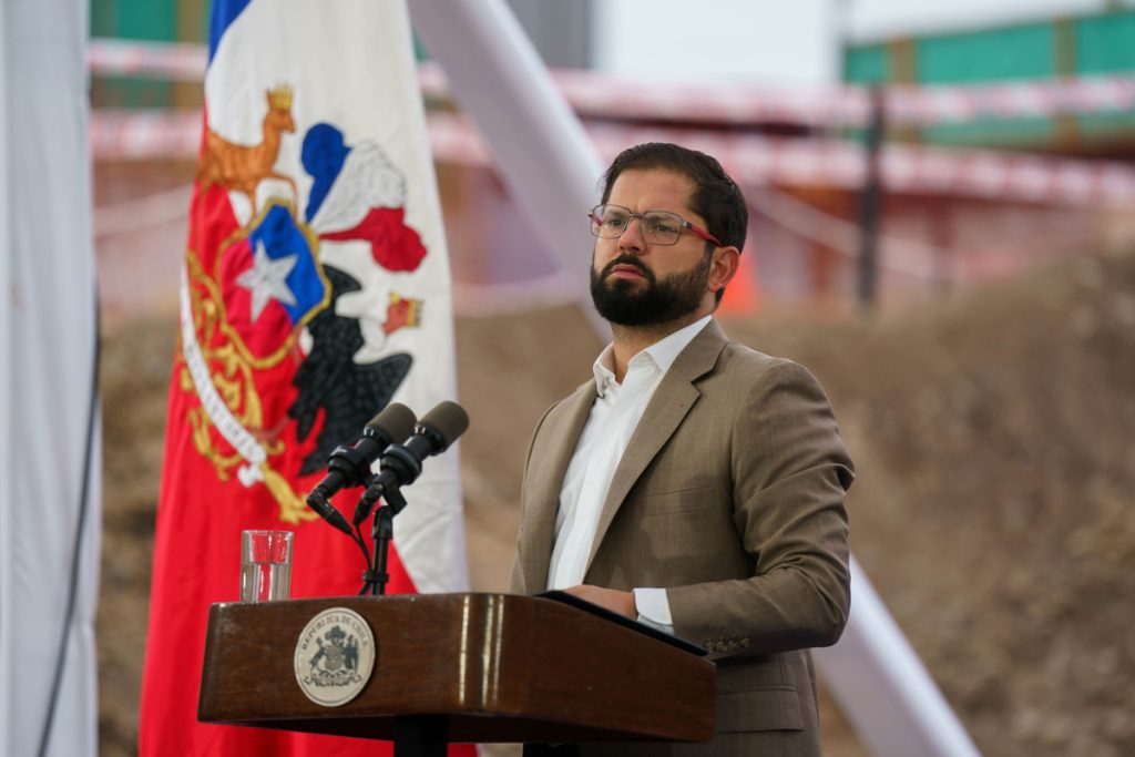 Chile retira definitivamente a su embajador en Venezuela