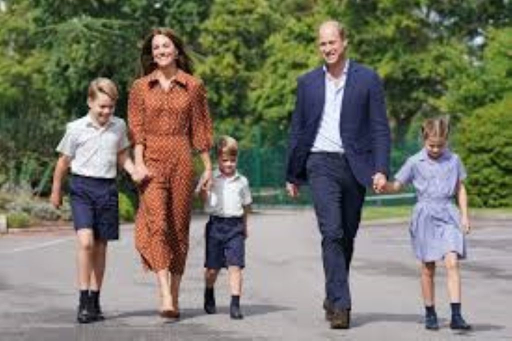 El palacio de Kensington difundió este martes una nueva fotografía sin retocar del príncipe Luis con motivo de su sexto cumpleaños, tomada por su madre, la princesa de Gales.