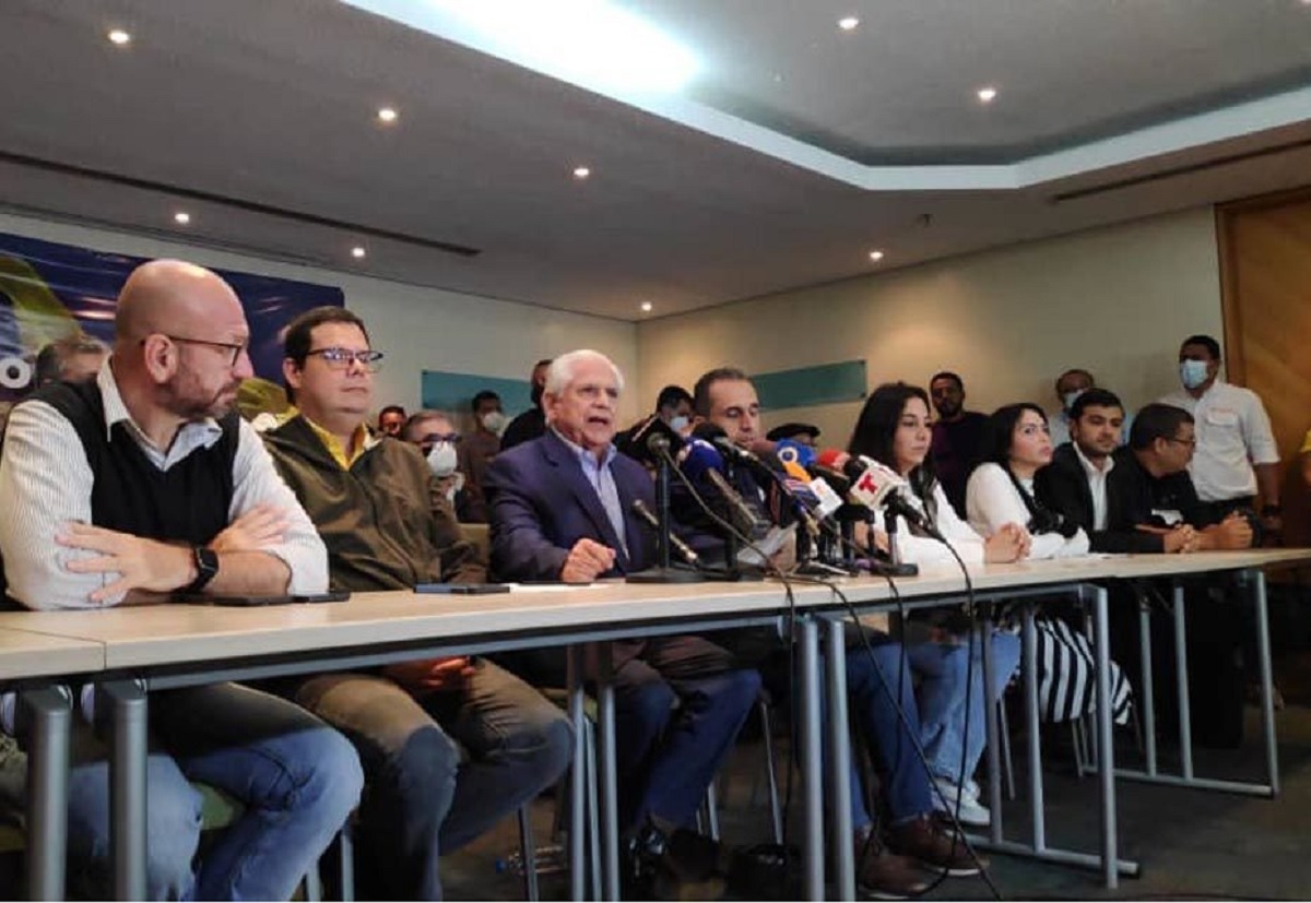 Manuel Rosales confía en que la alianza opositora derrotará a Nicolás Maduro