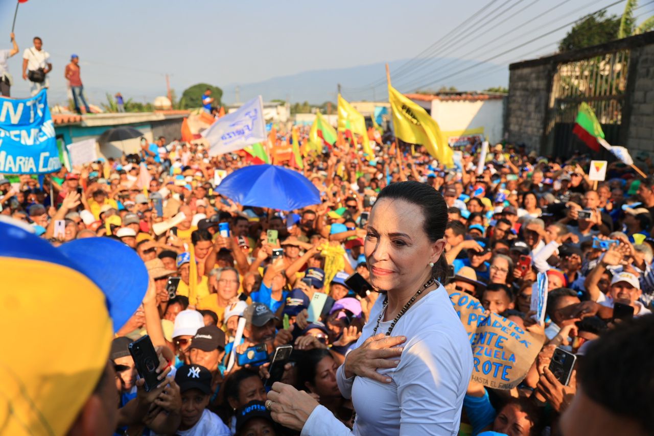 María Corina Machado denunció
