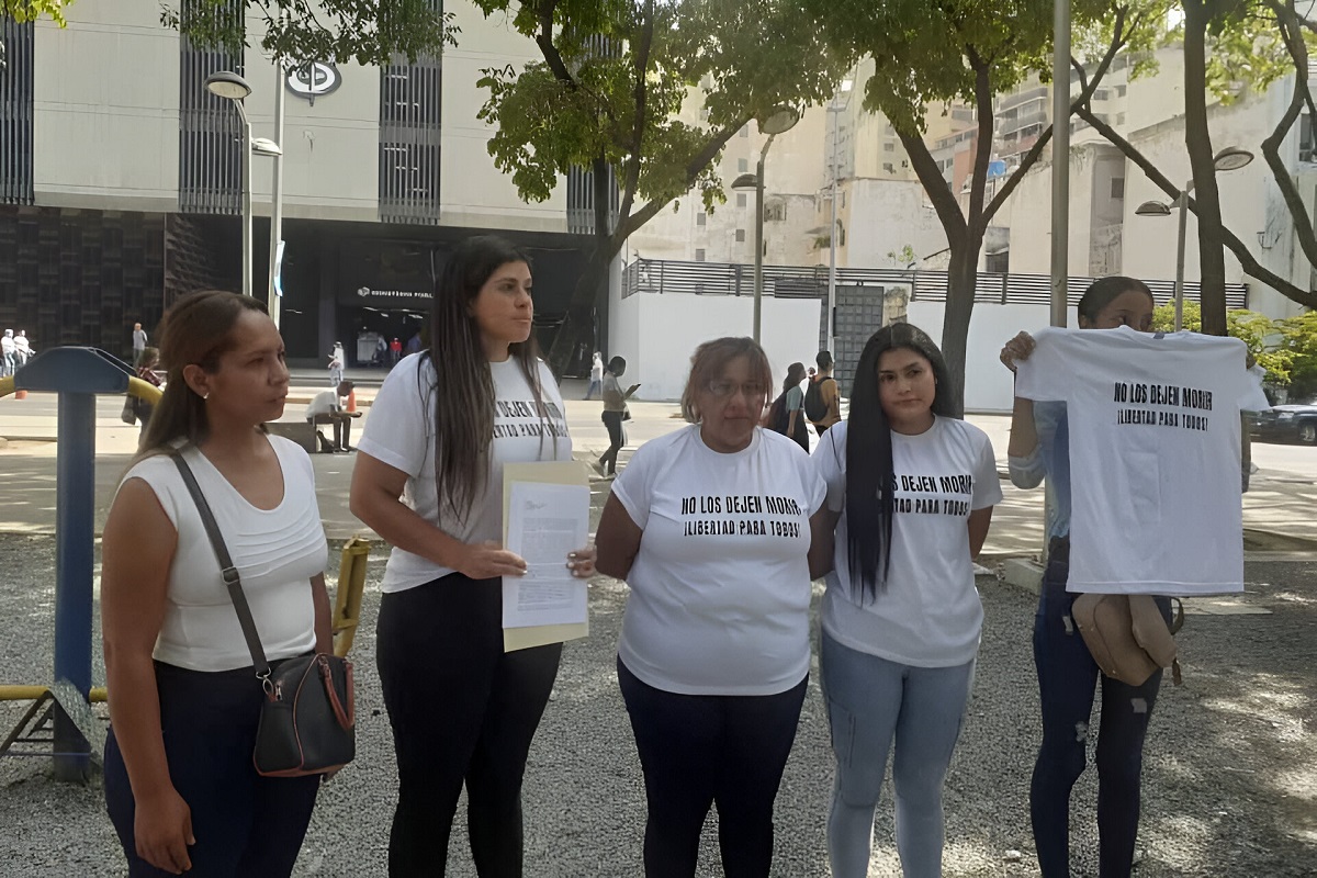 familiares presos políticos rodeo I