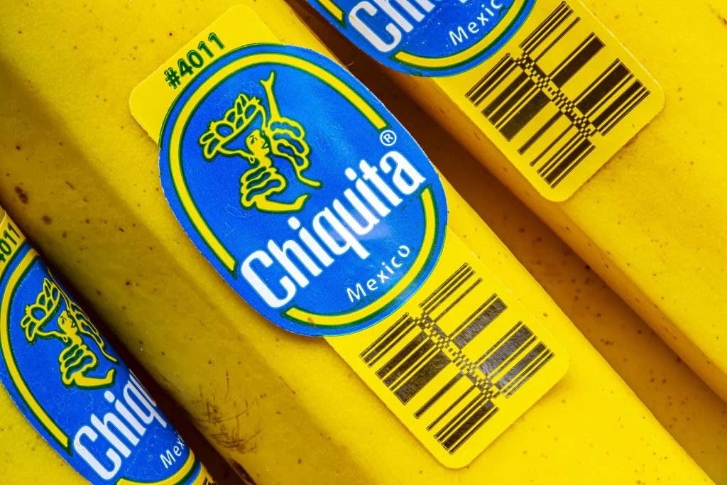 Multinacional del banano Chiquita, acusada de financiar a paramilitares en Colombia, tendrá que pagar 38,3 millones de dólares a demandantes