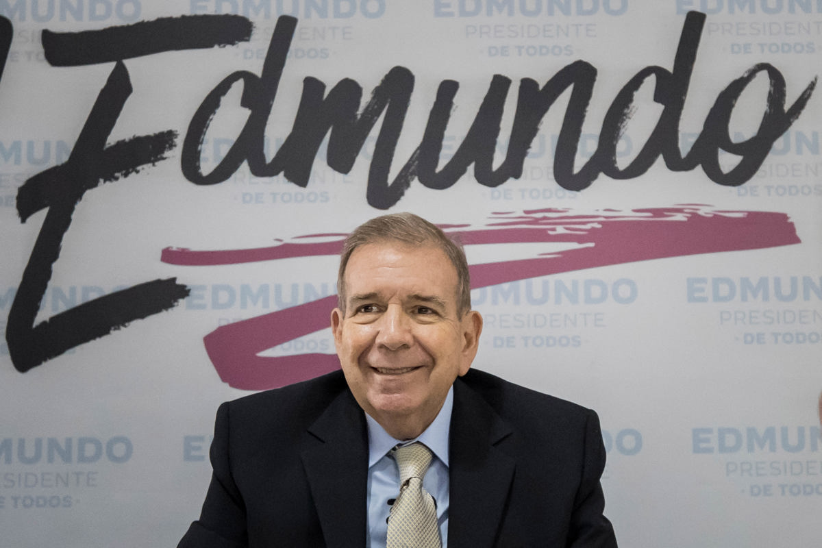 González Urrutia: La soberanía reside intransferiblemente en el pueblo