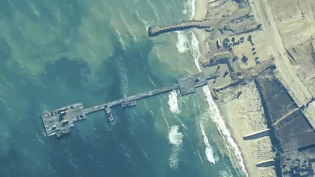 El Pentágono confió en que el muelle flotante en la Franja de Gaza vuelva a estar instalado a finales de la semana
