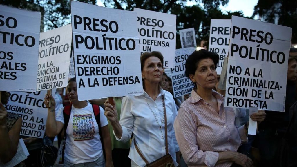 amenazas persecución presos políticos