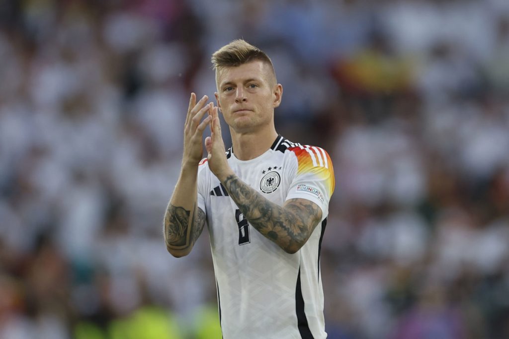 Toni Kroos se despidió