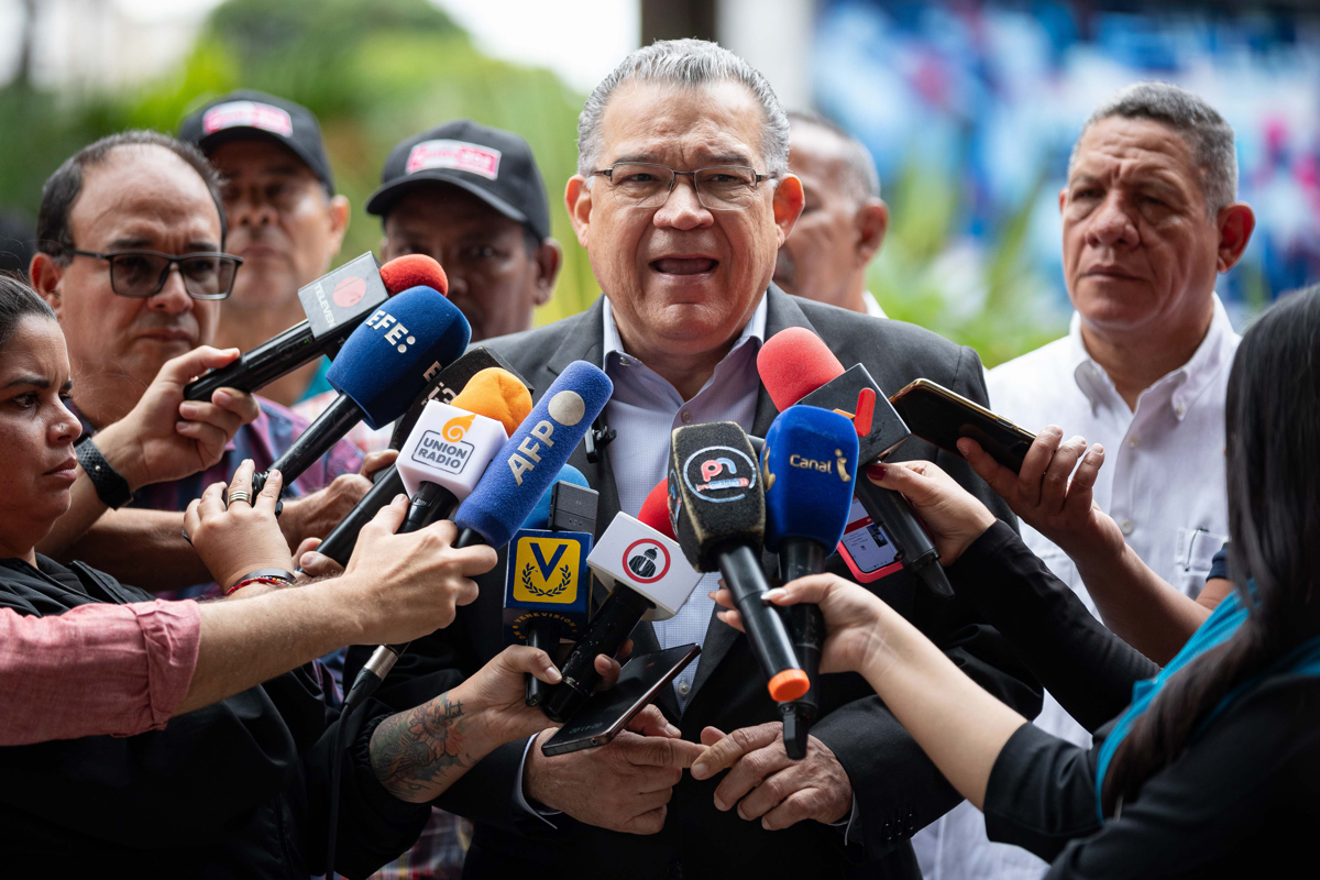 Excandidato Márquez propondrá al Parlamento amnistiar a opositores detenidos