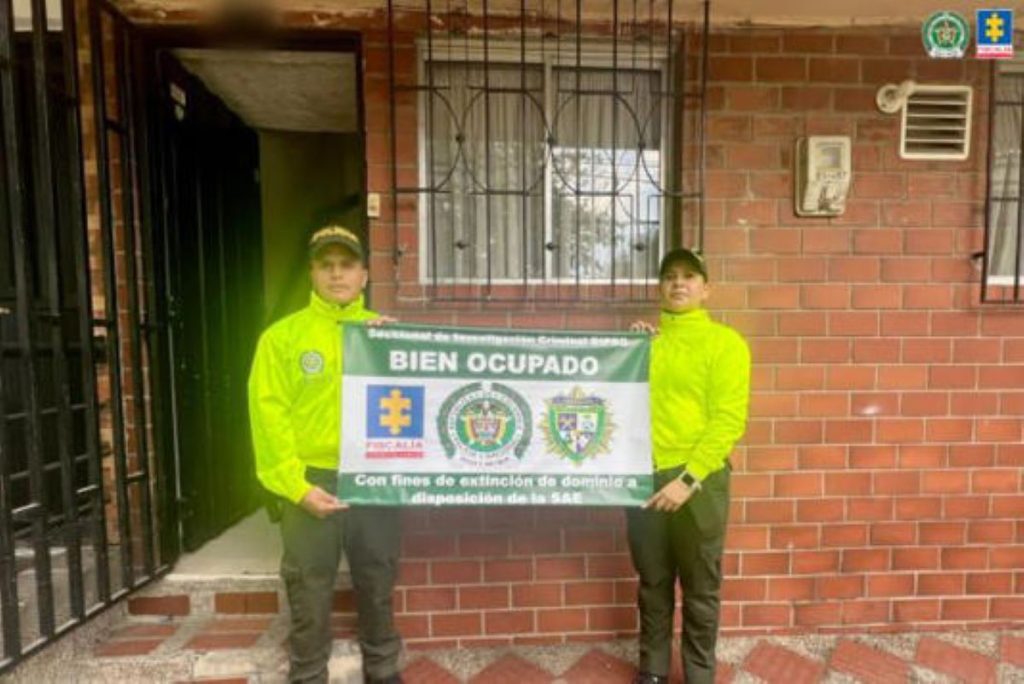 Incautan nueve inmuebles