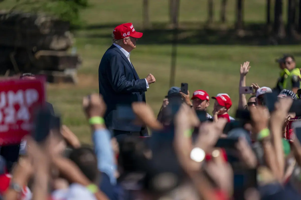 EE.UU. detectó un complot iraní para asesinar a Trump semanas antes del atentado