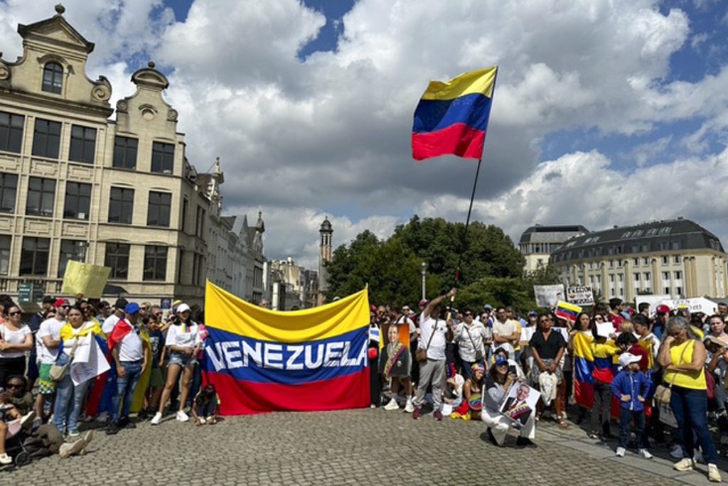 Venezolanos protestan en Bruselas
