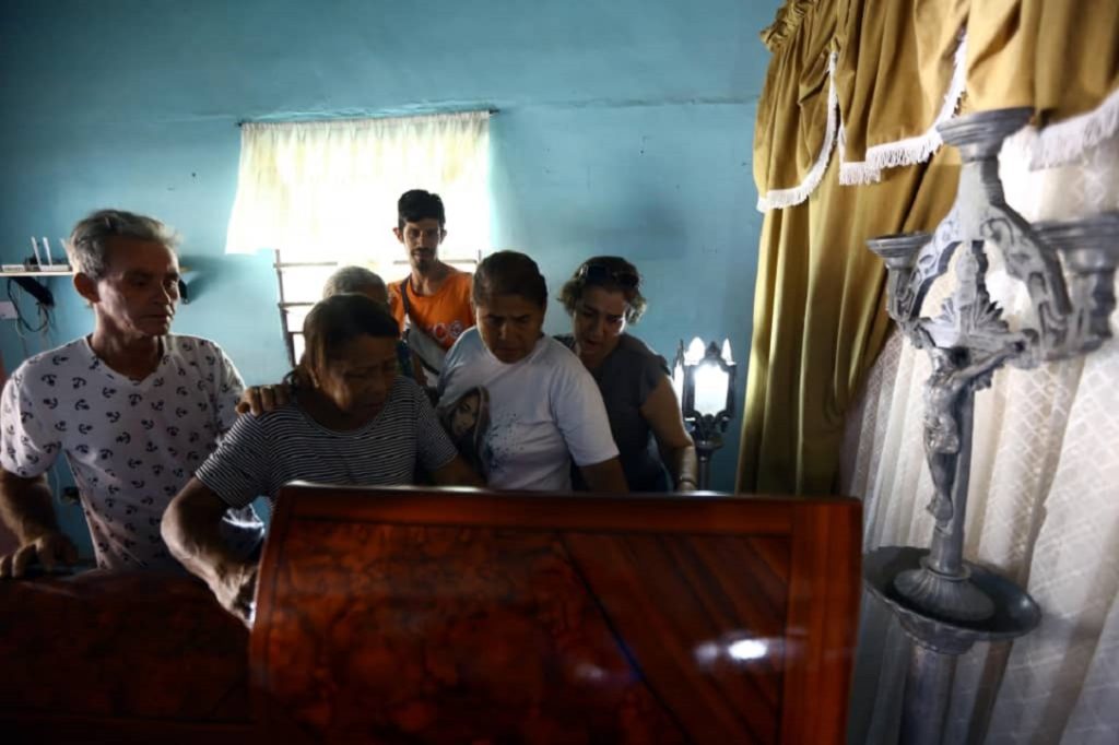 Familiares despidieron a Victor Bustos, manifestante asesinado durante acciones represivas