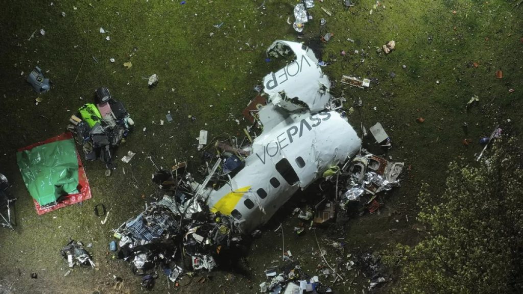 Tres venezolanos entre las 62 víctimas de accidente aéreo en Brasil