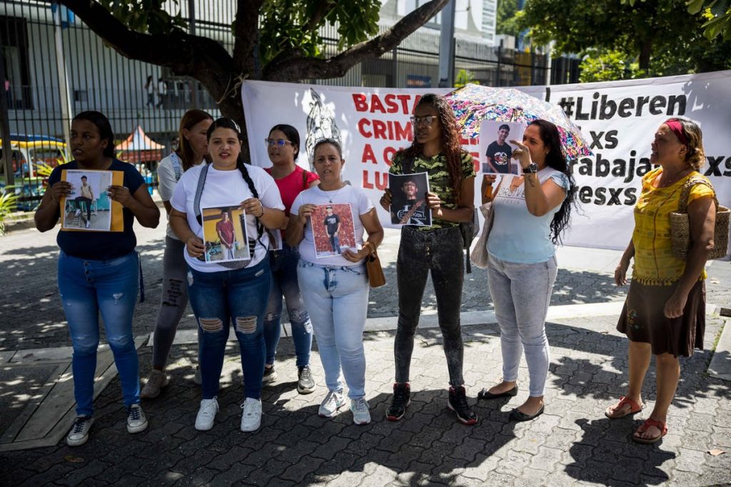 Familiares denuncian torturas contra adolescentes detenidos
