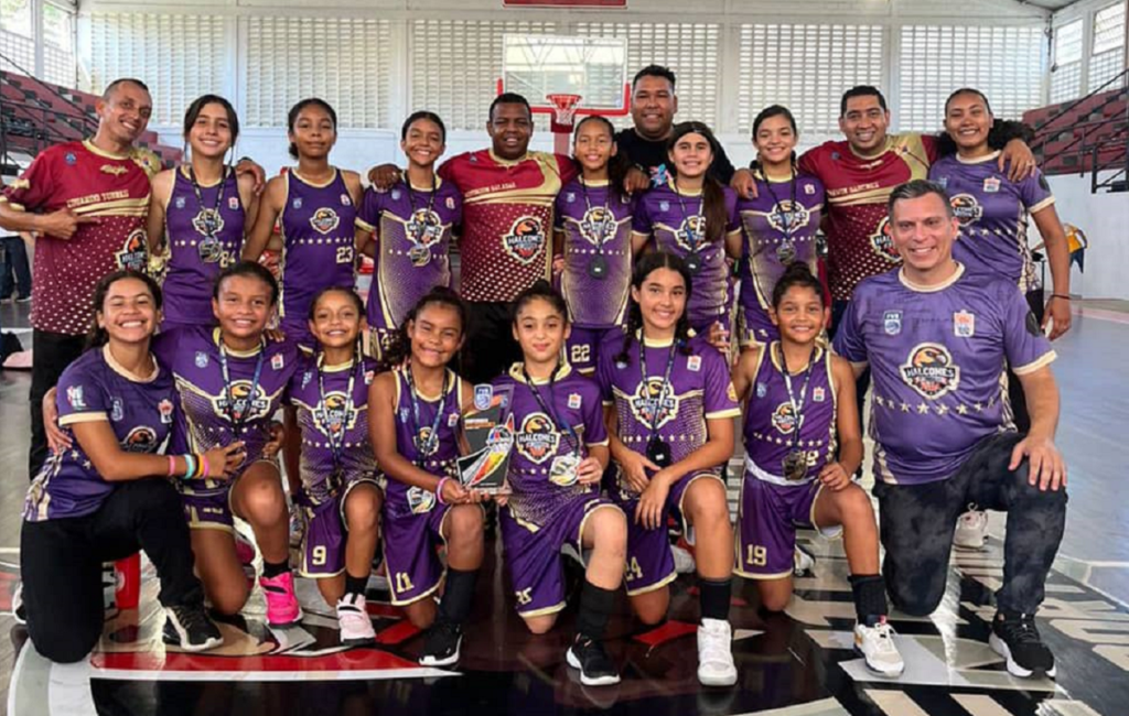 Halcones