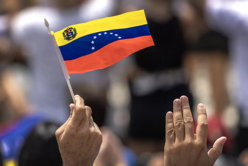 Más de 200 venezolanos llaman a la unidad para defender el triunfo de González Urrutia