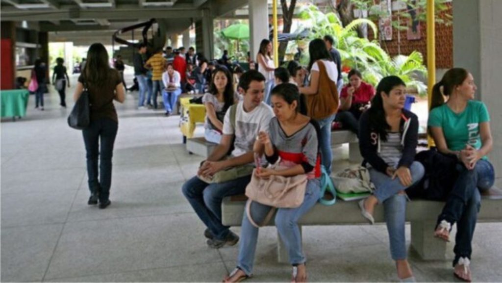 En la actualidad, el sector universitario está marcado por el ausentismo en matrícula, según Carlos Meléndez, director del Observatorio de Universidades