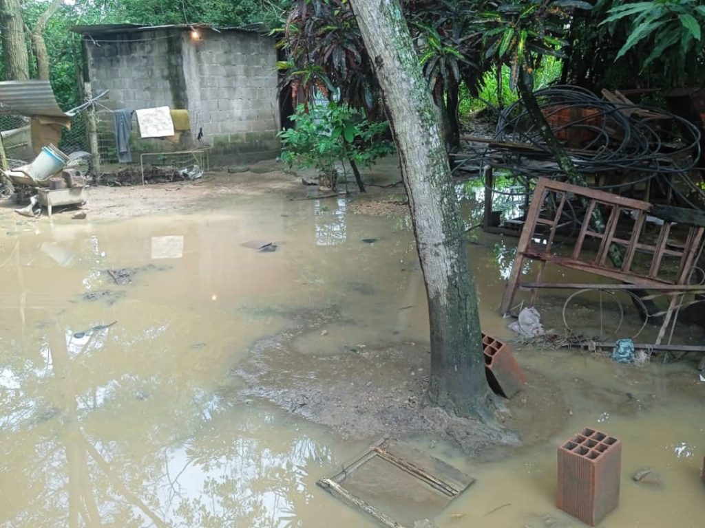 22 familias afectadas tras intensas lluvias en Tocuyito