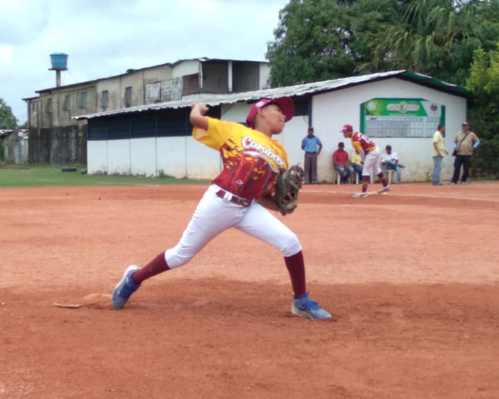 Neoespartanos arrebataron el invicto a los carabobeños en el Beisbol Infantil