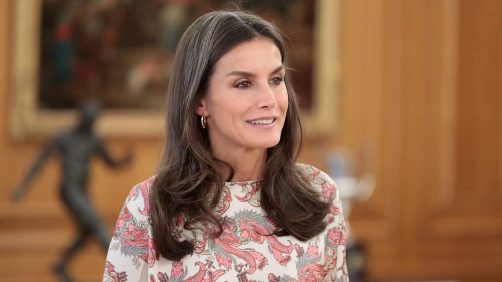 La reina Letizia grabó un vídeo junto al joven Andrés Marcio quien padece laminopatía con el que ha querido mostrar su solidaridad y apoyo