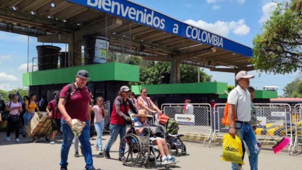Autoridades colombianas registraron que en el último trimestre del año a 1.200 migrantes de Venezuela hacia la frontera de Colombia