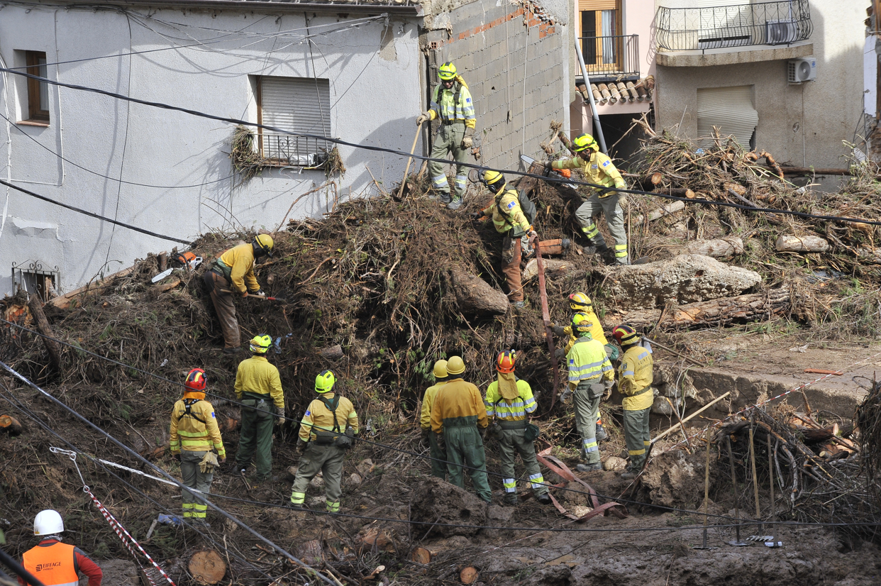 Nicolás Maduro ofrece ayuda a España ante las inundaciones que dejan más de 200 muertos