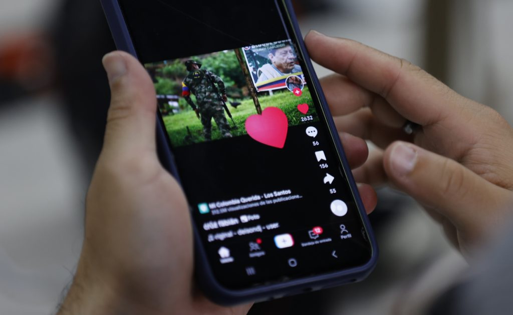 Retos virales en redes sociales se cobran la vida de dos jóvenes