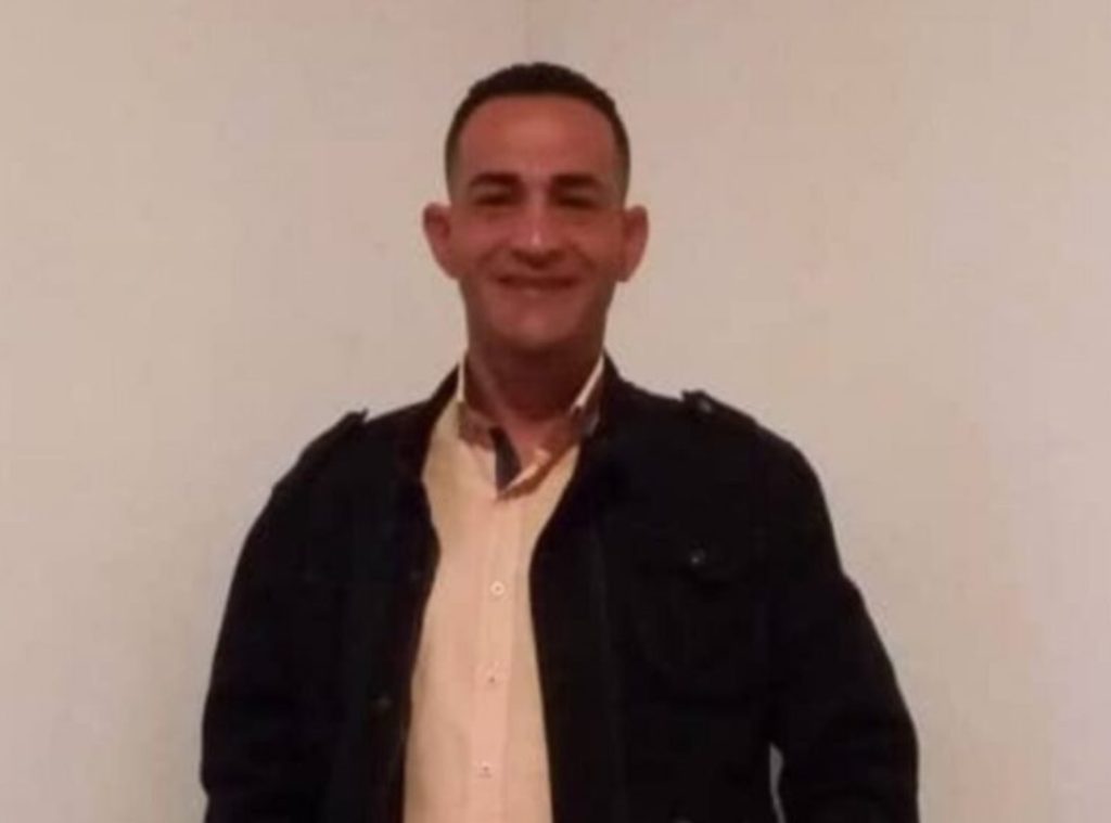 Entierran a Jesús Rafael Álvarez, preso político fallecido bajo custodia estatal, mientras su familia sigue fragmentada