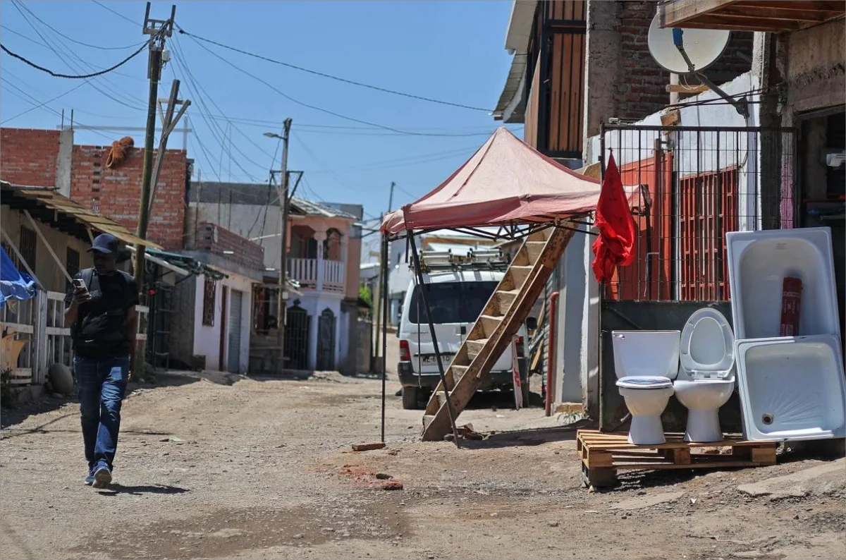 Los migrantes en Chile temen ser deportados si la ultraderecha gana las elecciones