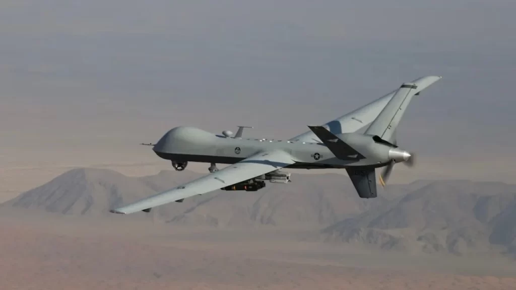El dron militar perteneciente a la Marina de Estados Unidos y fabricado por Northrop Grumman, sobrevoló el mar Caribe manteniendo trayectoria paralela al litoral venezolano