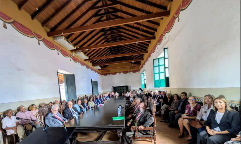 Homenaje a Salvador Castillo en la Academia de la Historia