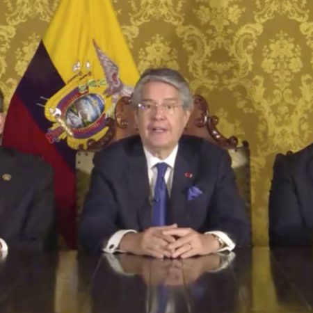 ¿Qué es la "muerte cruzada" decretada por Lasso en Ecuador?