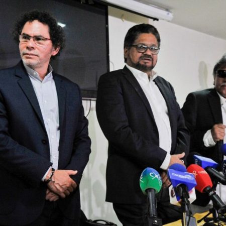 Pastor Alape, Ivan Marquez  y Jesus Santrich AFP