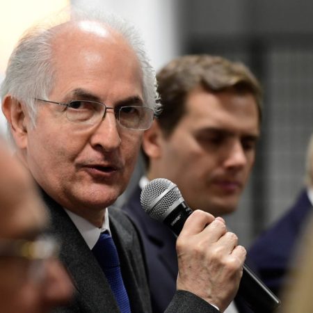 Exiliados venezolanos piden a EE.UU. conocer entidades que recibieron fondos