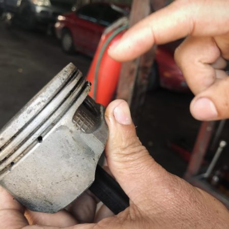 Pistones nuevos pueden costar hasta mil 400 dólares con mano de obra, según modelo de vehículo. Foto: Francis Tineo