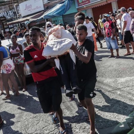 Suben a 18 los muertos en operativo policial en una favela de Río de Janeiro