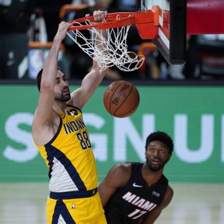 Indiana gana a Miami y le quita el cuarto puesto. / Foto AFP