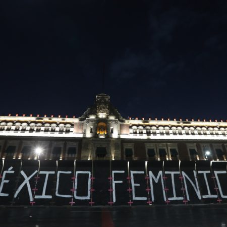 Al menos 12 mujeres heridas en la marcha del 8M en Ciudad de México