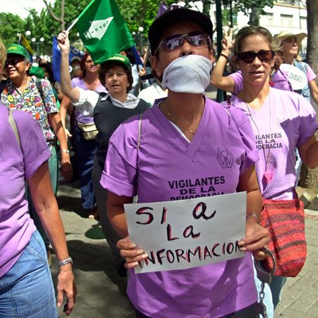 RSF: Gobierno impone censura previa a corresponsales en elecciones