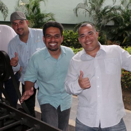 La agrupación BBK llega al bazar navideño de San Diego