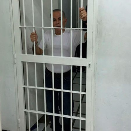 Diputados de la MUD exigen liberación de Rosales