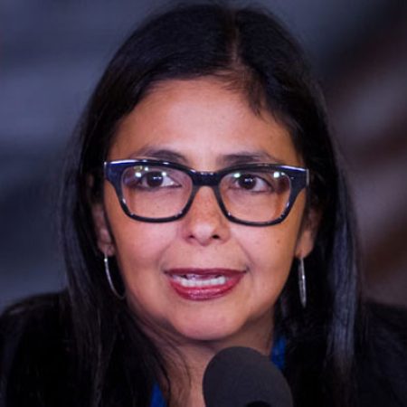Venezuela cuestiona actitud "injerencista" de canciller argentina