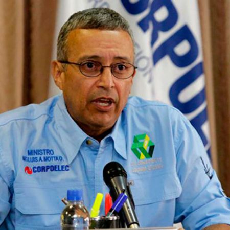 Motta Domínguez : Denunció 42 casos de "sabotaje" al servicio eléctrico