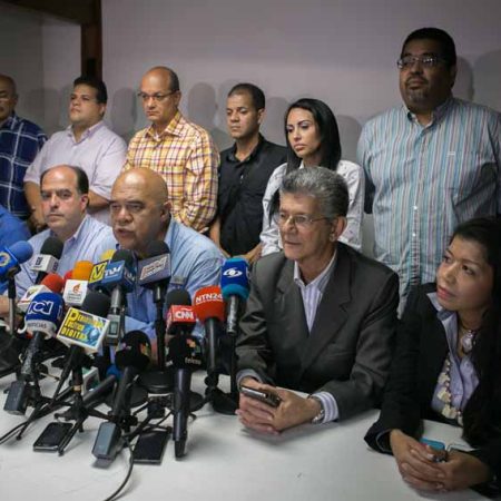 MUD confía en Fuerzas Armadas y convoca marcha