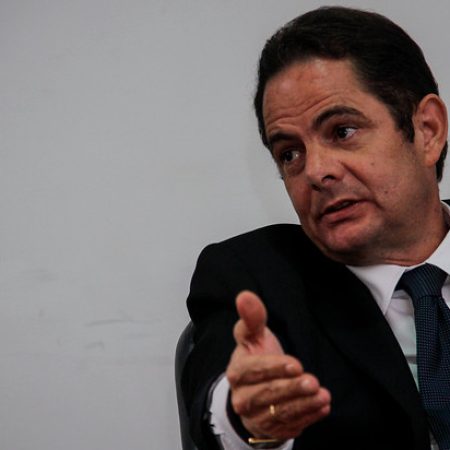 Vicepresidente de Colombia operado con éxito de tumor cerebral