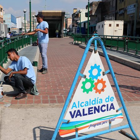 Alcaldía de Valencia rehabilita salida de estación del metro Lara