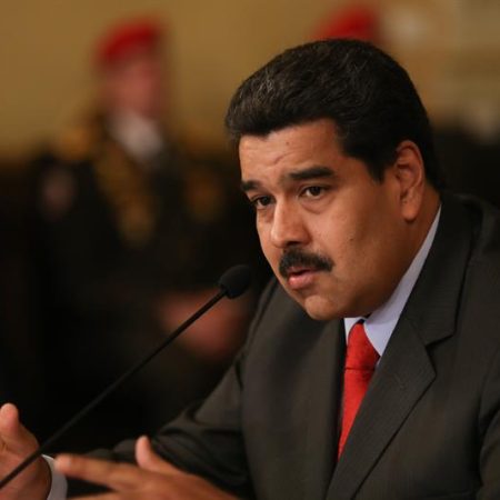 Maduro: países OPEP y no OPEP "cerca" de acuerdo sobre precios del crudo