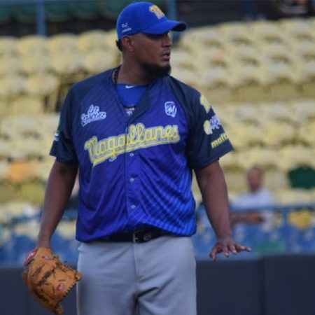 Félix Doubront fue incluido en la rotación del Magallanes. / Foto cortesía Prensa Magallanes BBC