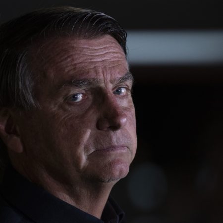 Bolsonaro asegura que jamás pasó por su cabeza dar un golpe de Estado